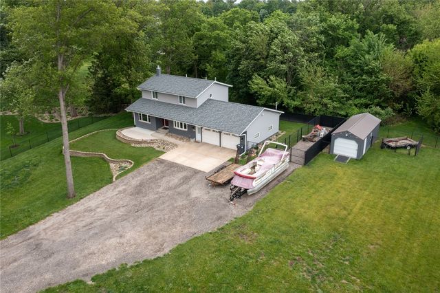 1105 Maple Street, Robins, IA 52328