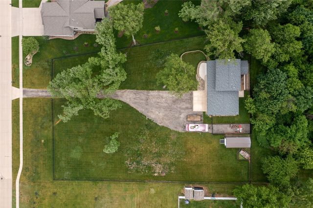 1105 Maple Street, Robins, IA 52328