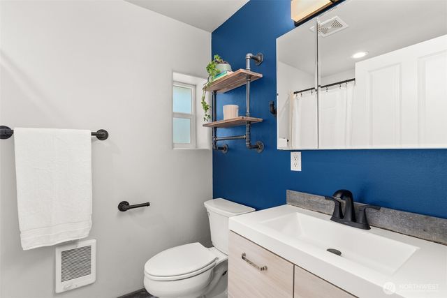 248 Sussex Avenue E, Tenino, WA 98589