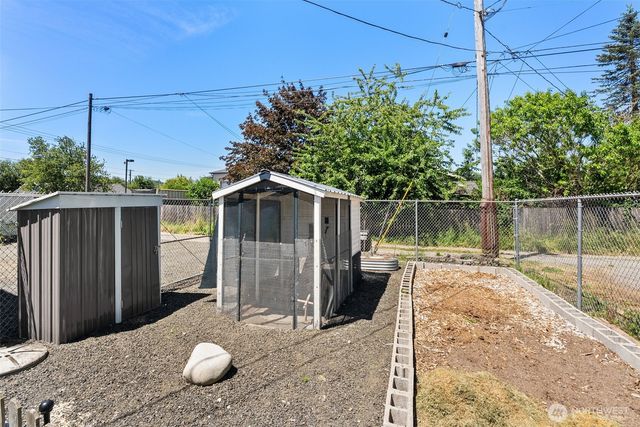 248 Sussex Avenue E, Tenino, WA 98589