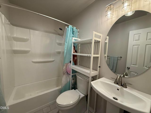 3216 Oak Knob Court, Hillsborough, NC 27278
