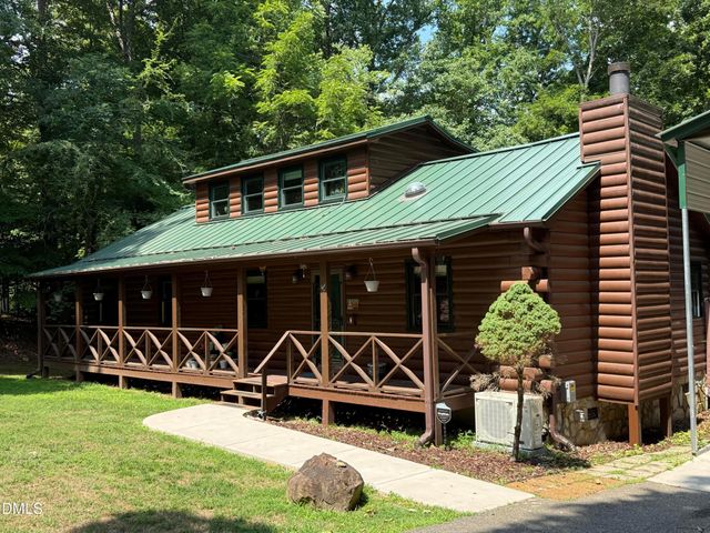 3216 Oak Knob Court, Hillsborough, NC 27278