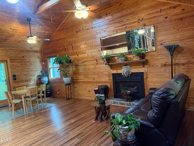 3216 Oak Knob Court, Hillsborough, NC 27278