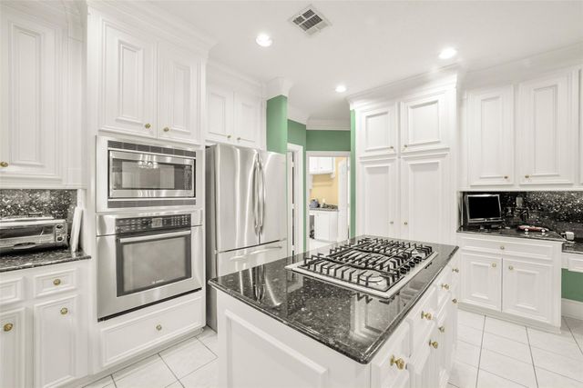 14014 Lochshire Street, Houston, TX 77077