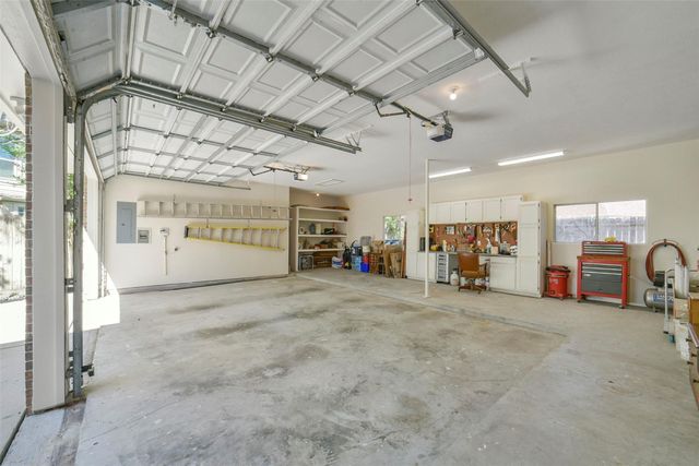 14014 Lochshire Street, Houston, TX 77077