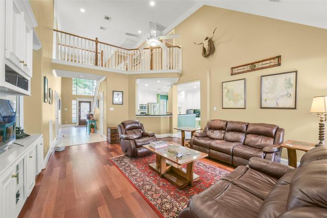 14014 Lochshire Street, Houston, TX 77077