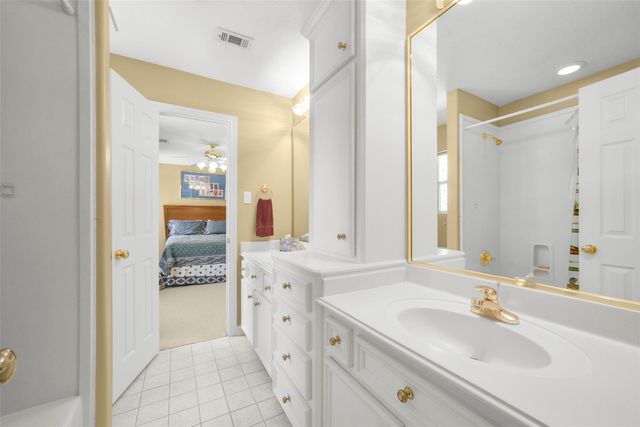 14014 Lochshire Street, Houston, TX 77077