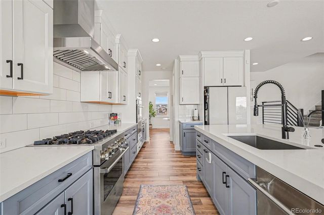 9212 Star Fall Circle, Littleton, CO 80125