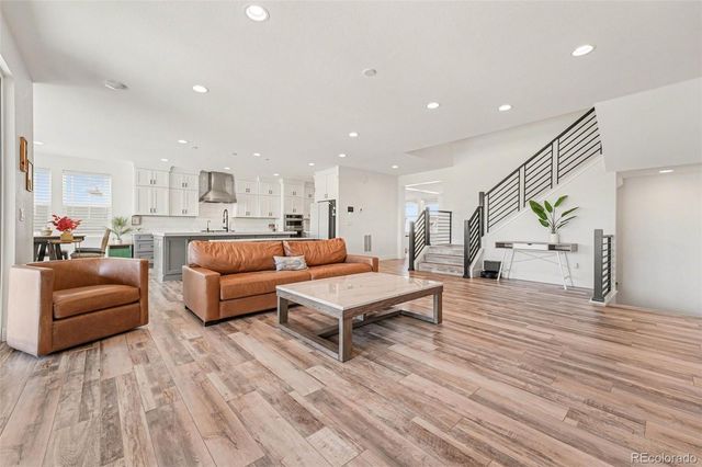 9212 Star Fall Circle, Littleton, CO 80125