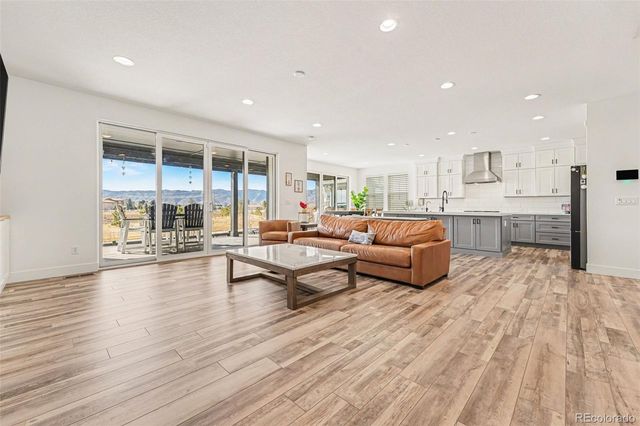 9212 Star Fall Circle, Littleton, CO 80125