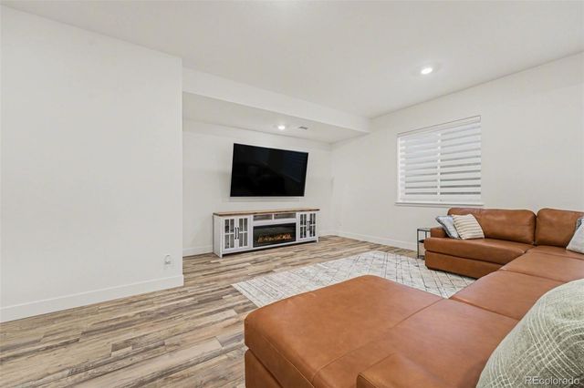 9212 Star Fall Circle, Littleton, CO 80125