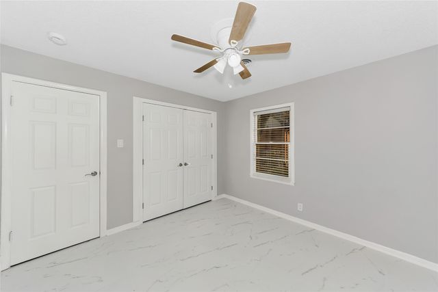 828 S Collins Street, Arlington, TX 76010