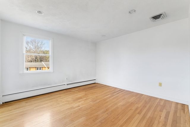 16 Albemarle Rd, Norwood, MA 02062