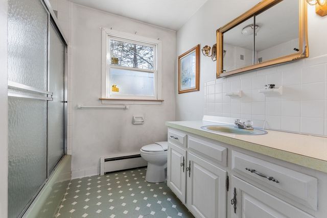 16 Albemarle Rd, Norwood, MA 02062