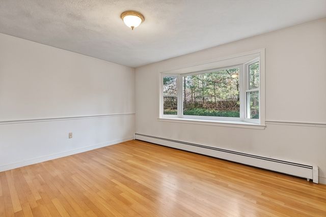 16 Albemarle Rd, Norwood, MA 02062