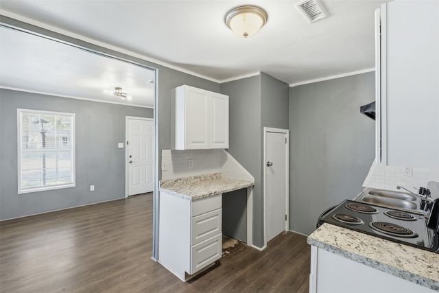 2732 Avenue I B, Fort Worth, TX 76105