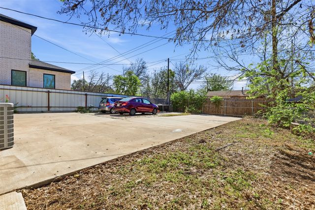2732 Avenue I B, Fort Worth, TX 76105