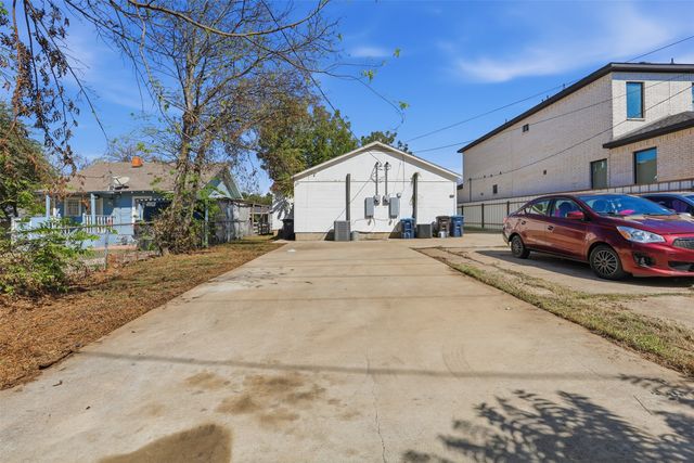 2732 Avenue I B, Fort Worth, TX 76105