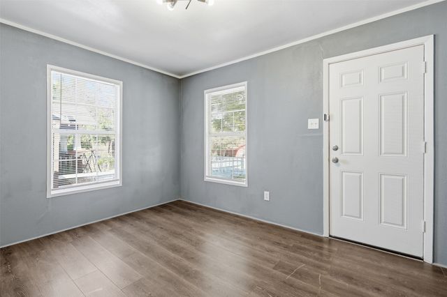 2732 Avenue I B, Fort Worth, TX 76105