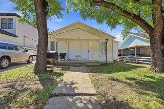 2732 Avenue I B, Fort Worth, TX 76105