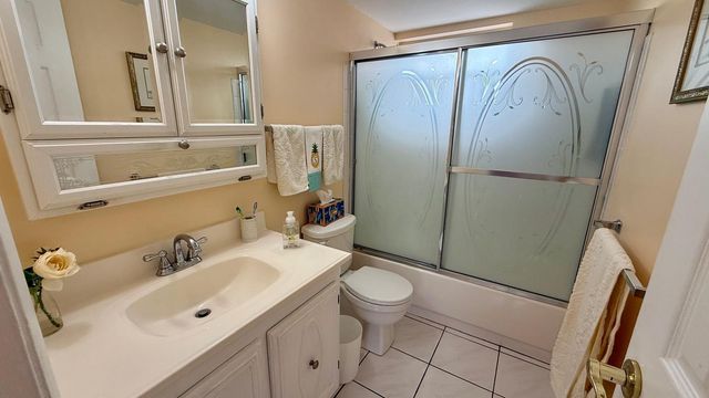 705 Lori Drive 309, Palm Springs, FL 33461
