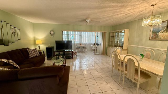 705 Lori Drive 309, Palm Springs, FL 33461