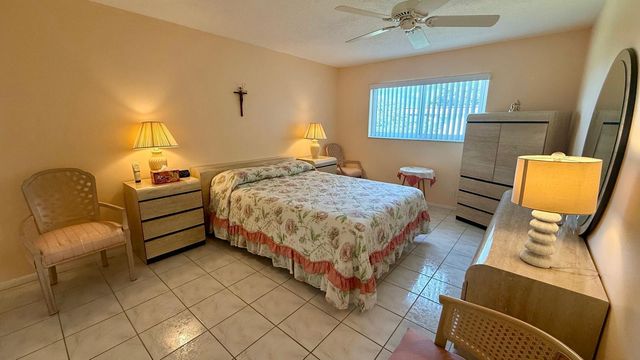 705 Lori Drive 309, Palm Springs, FL 33461