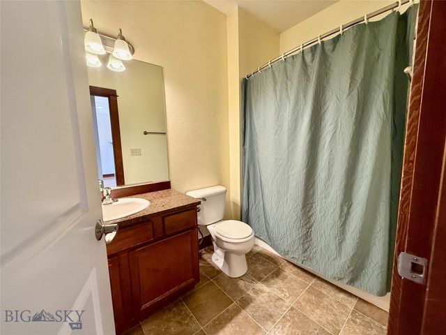 1168 Saxon A, Bozeman, MT 59718