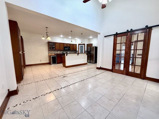 1168 Saxon A, Bozeman, MT 59718