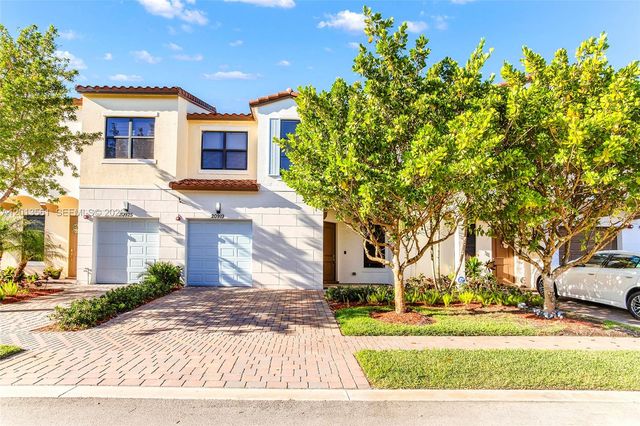 20919 NW 1st Dr, Pembroke Pines, FL 33029