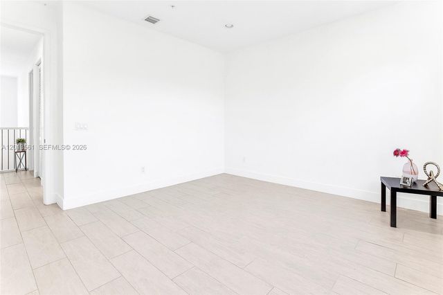 20919 NW 1st Dr, Pembroke Pines, FL 33029
