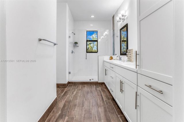 20919 NW 1st Dr, Pembroke Pines, FL 33029