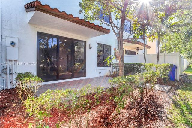 20919 NW 1st Dr, Pembroke Pines, FL 33029