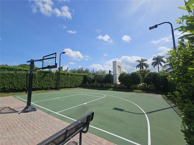 20919 NW 1st Dr, Pembroke Pines, FL 33029