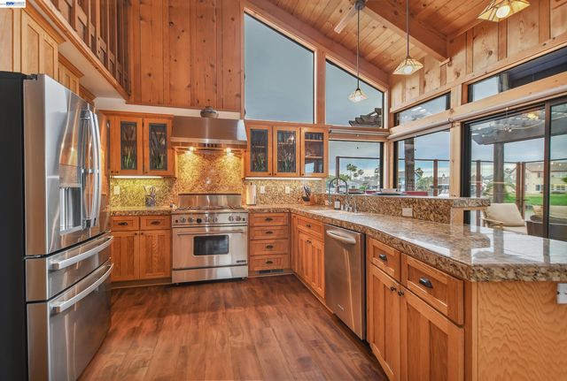 4882 Cabrillo Pt, Discovery Bay, CA 94505