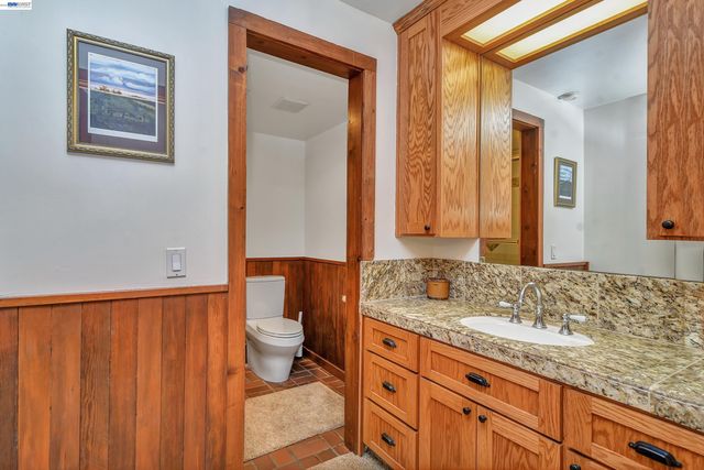 4882 Cabrillo Pt, Discovery Bay, CA 94505