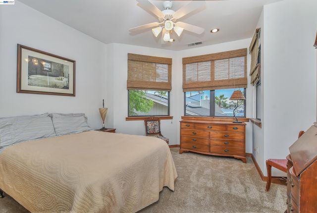 4882 Cabrillo Pt, Discovery Bay, CA 94505