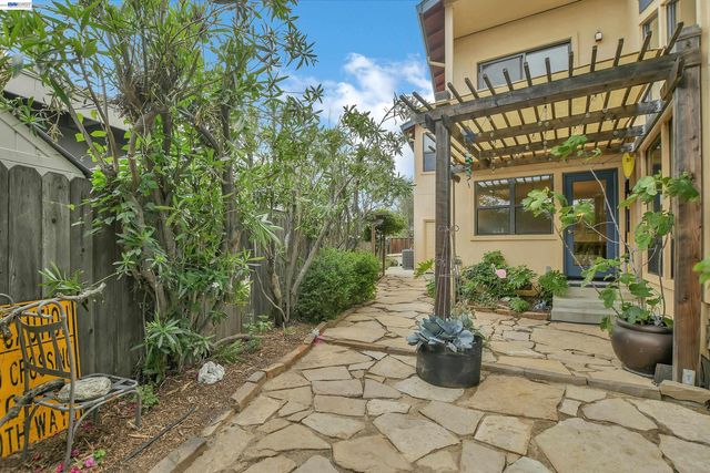 4882 Cabrillo Pt, Discovery Bay, CA 94505