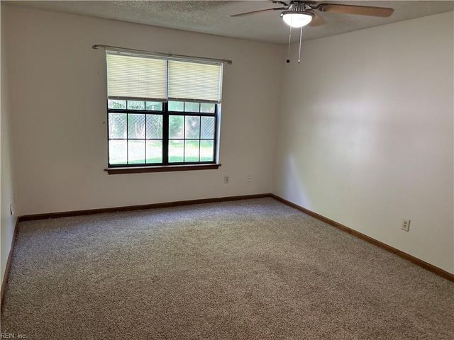 1912 Tibbetstown DR, Virginia Beach, VA 23454