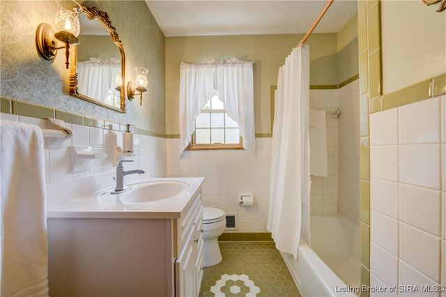 3512 Holmans Lane, Jeffersonville, IN 47130