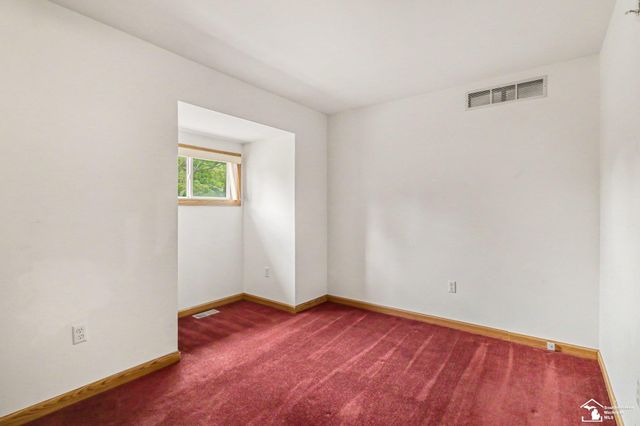 51 E Erie Road, Temperance, MI 48182