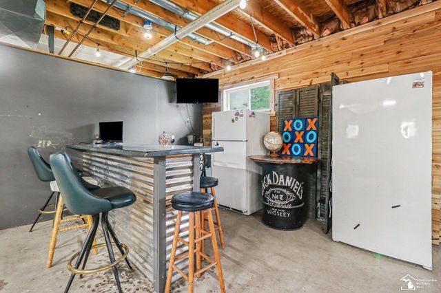 51 E Erie Road, Temperance, MI 48182
