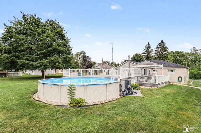 51 E Erie Road, Temperance, MI 48182
