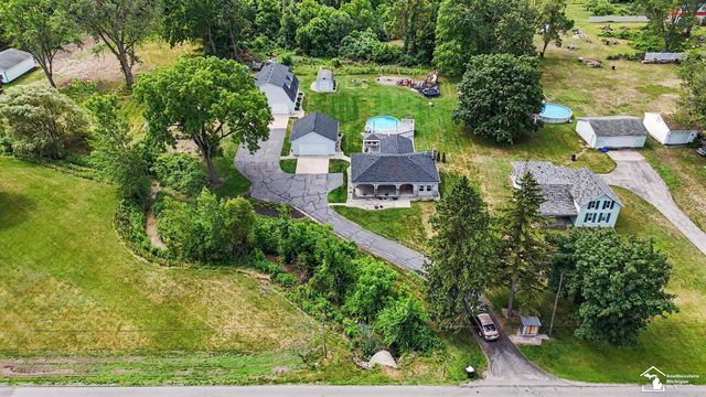 51 E Erie Road, Temperance, MI 48182