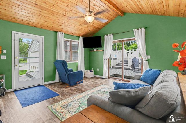 51 E Erie Road, Temperance, MI 48182