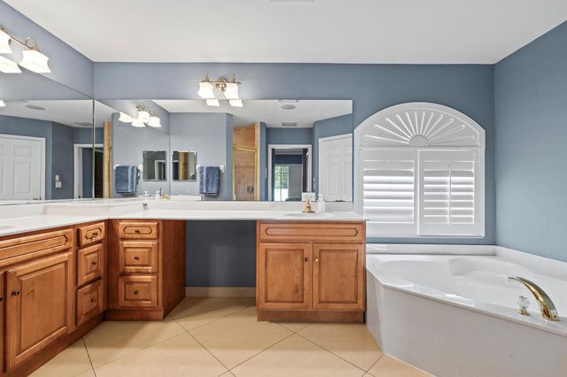 286 NW Bayshore Boulevard, Port St. Lucie, FL 34983