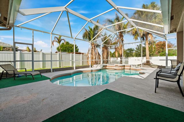 286 NW Bayshore Boulevard, Port St. Lucie, FL 34983