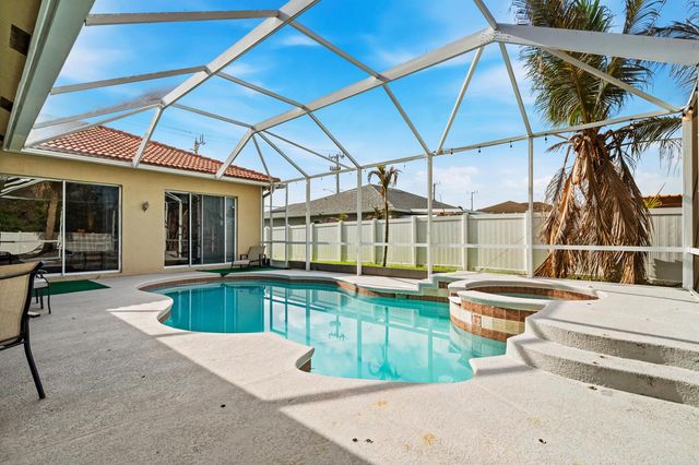 286 NW Bayshore Boulevard, Port St. Lucie, FL 34983