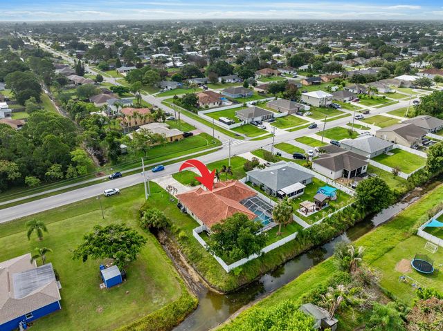 286 NW Bayshore Boulevard, Port St. Lucie, FL 34983