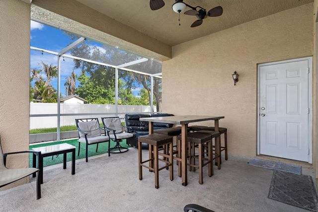 286 NW Bayshore Boulevard, Port St. Lucie, FL 34983